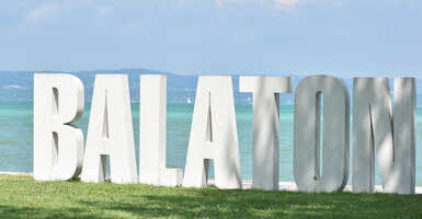 Balaton-ingatlanárak